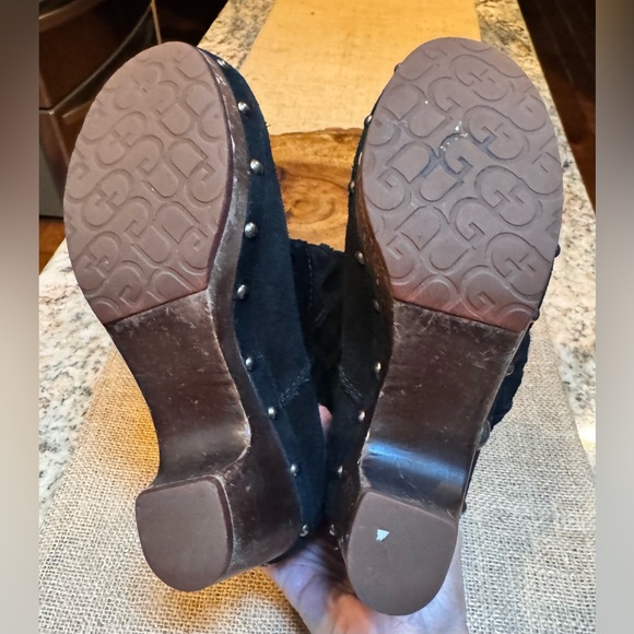 UGG Black Suede Leather Booties. Wooden heels. Size 7. GUC - Picture 7 of 13